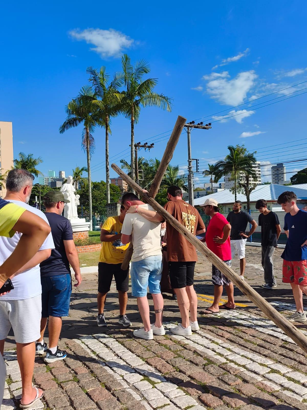 Catedral São João Batista promove encenações da Paixão de Cristo no início da Semana Santa